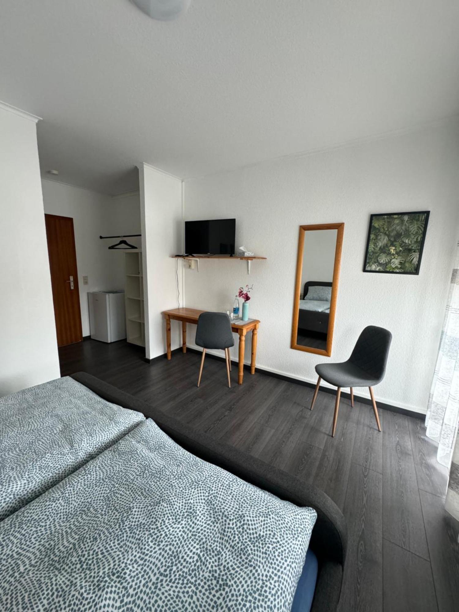 Gaestehaus Zur Schmiede Burghaun Екстер'єр фото